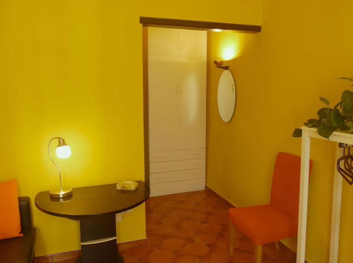 Casa Laurino A Napoli Centro Apartment